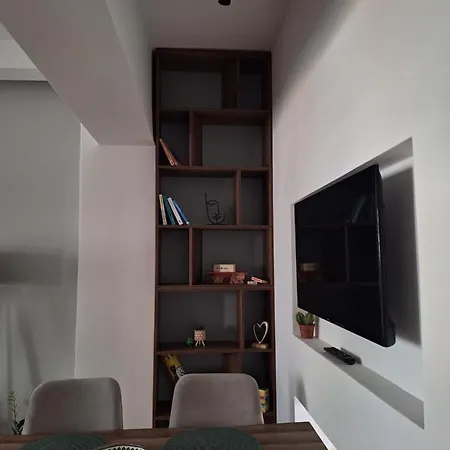 Apartment Center *